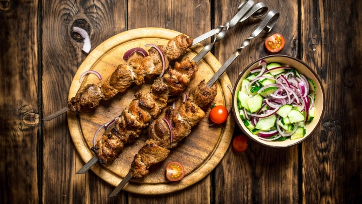 Цена на мясо должна быть адекватной: ФАС обратилось к супермаркетам и магазинам