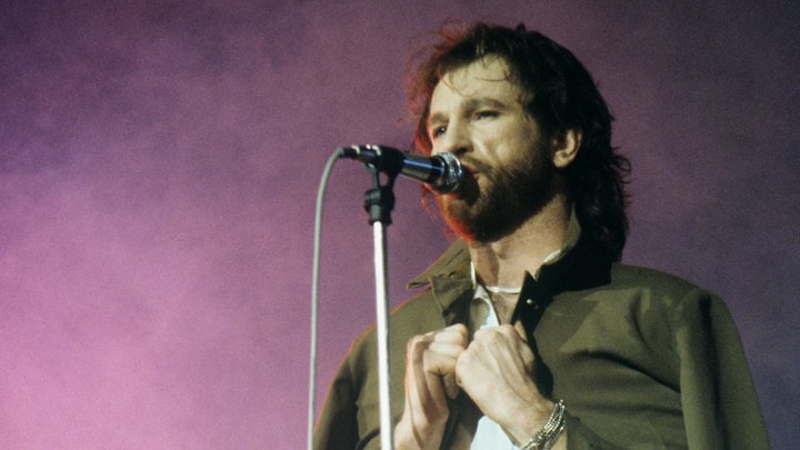 О Родине писали и Земфира*, и Тальков. Певец Наджиев поделился выводами