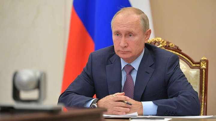 Неудобный вопрос Путина на федеральном ТВ: Вы чё, хотите, чтобы я землю ел из горшка с цветами?