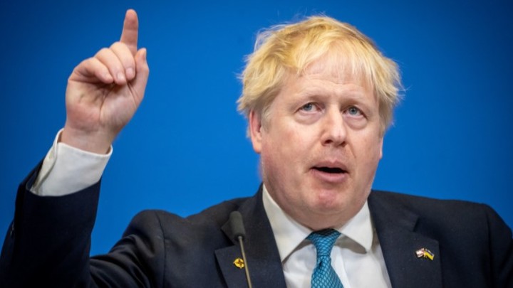 Британия готова воевать с Россией. До последнего украинца