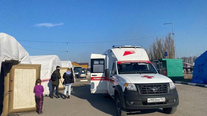 Границу Ростовской области за сутки пересекли более 15 тысяч беженцев из Донбасса: Новости на 23 мар