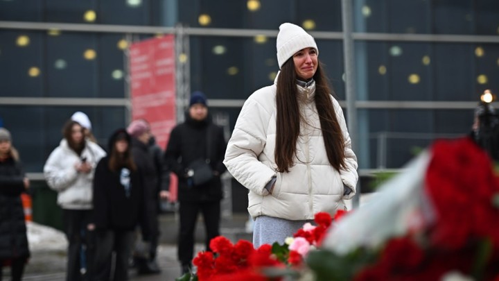 Муж экс-директора Новой Голландии пытался бежать в Армению: Уличён в постах о Крокусе
