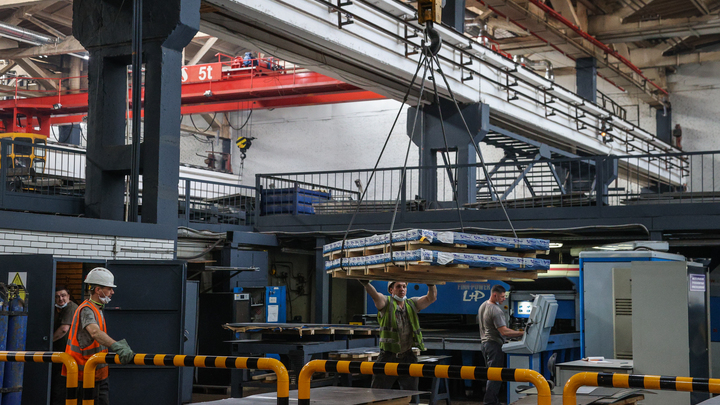 Сокращенная рабочая неделя в России: что предложили в Госдуме работающим русским