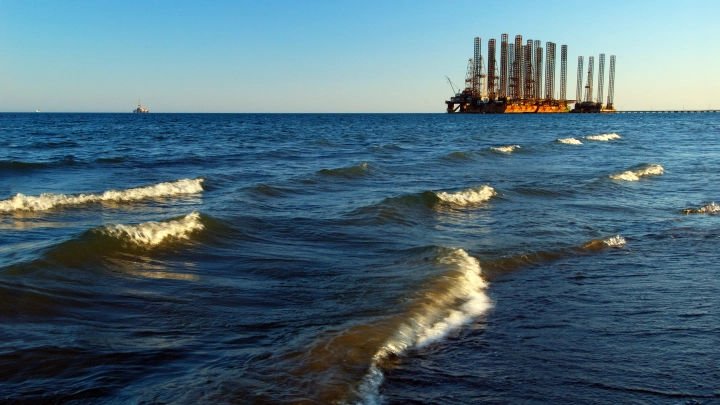 MWM: Великобритания готовится к захватам нефтяных вышек у берегов России