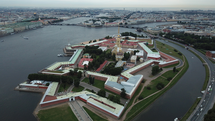 Петропавловская крепость закроется на ремонт и изменит границы
