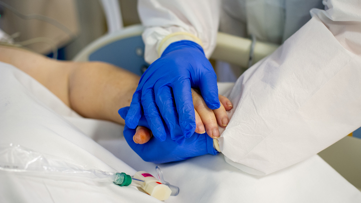 Нельзя сгибать руки: Врач рассказала о простом способе восстановиться после ковида