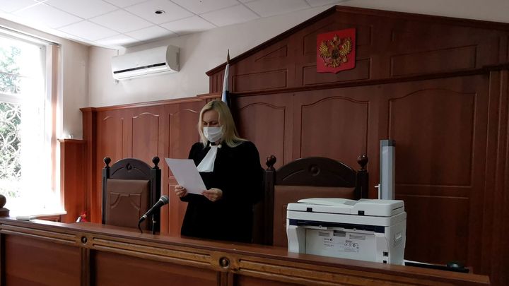 В Кемерове начался суд по делу об отмене принудительной вакцинации