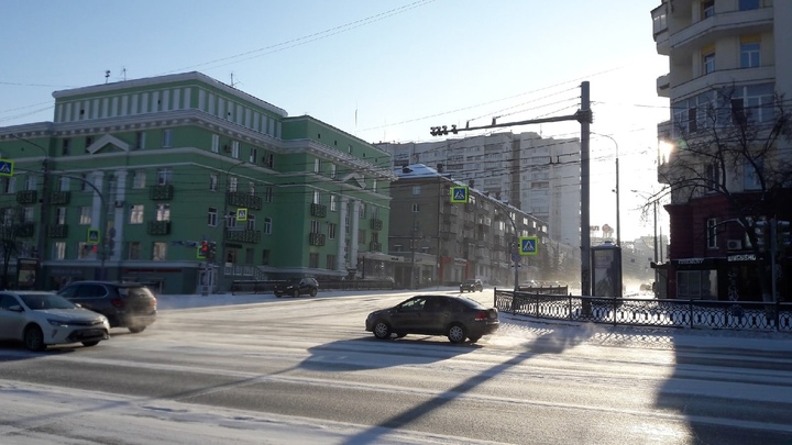 Губернатор сказал, почему дороги в Челябинске продолжат посыпать солью
