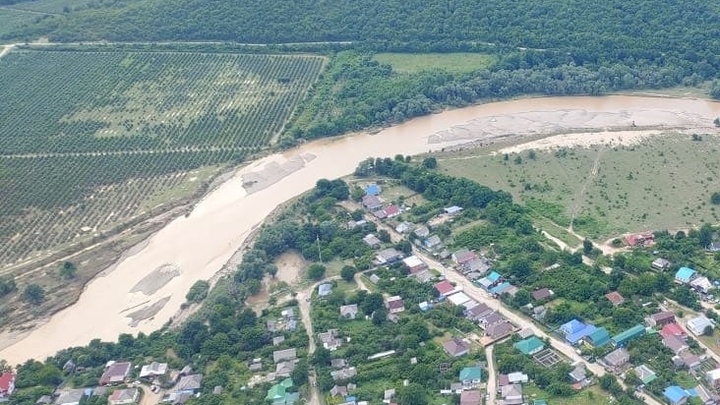 На Кубани более 3,5 тысяч подтопленцев получили единовременные выплаты