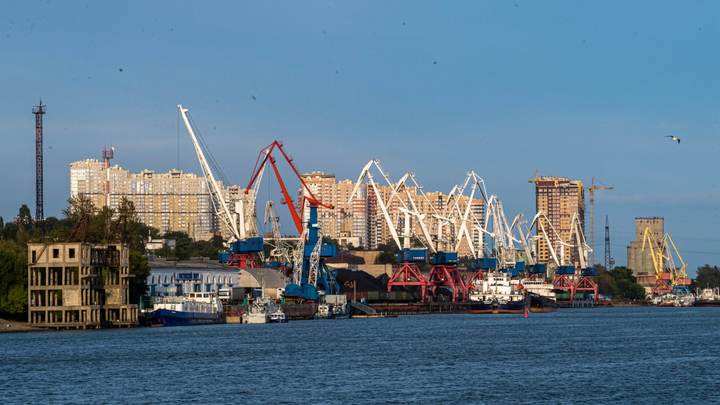 Бердянский порт приглашает на работу