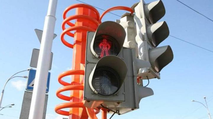 В Кемерове на нескольких участках дорог погаснут светофоры