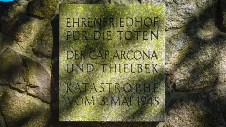Новосибирцам напомнили о крушении плавучей тюрьмы Кап Аркона с тысячами узников концлагерей