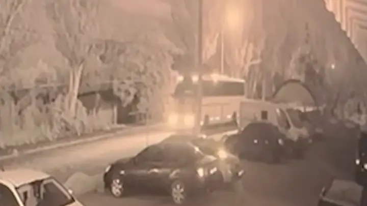 Появилось видео момента удара ВСУ по гражданскому автобусу в ДНР
