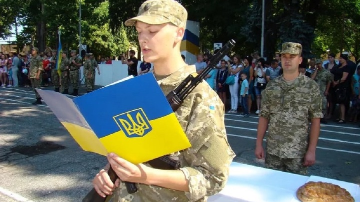 На Украине хотят мобилизовать студентов-очников