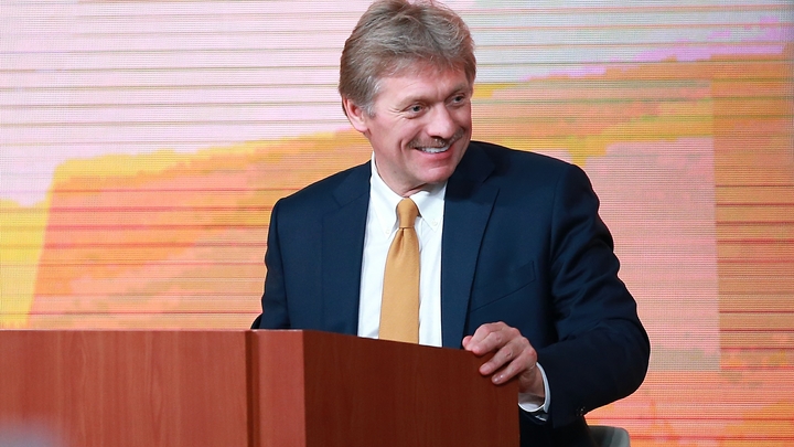 Есть побочные эффекты: Песков рассказал о своей защите от коронавируса