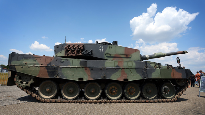 Немцы начали учить украинских солдат ремонтировать танки Leopard