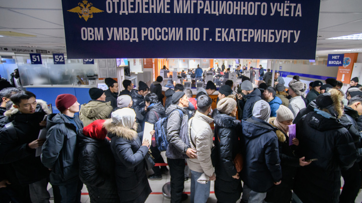 Губернатор ХМАО обвинил неквалифицированных мигрантов в угрозе обществу