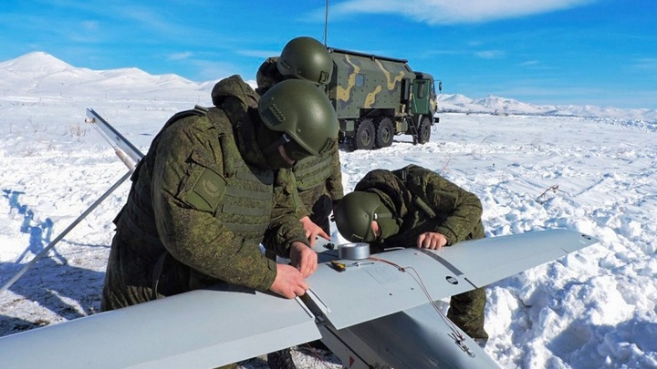 Тульские десантники разгромили группу пехотинцев ВСУ под Соледаром при помощи БПЛА