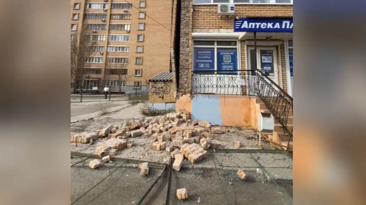 В Самаре прокуратура контролирует перенос срока ремонта дома, где обрушилась стена