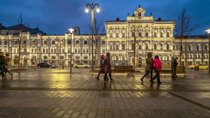 Своё постоял - и хватит: Профессор досрочно проголосовал за памятник для Лубянки