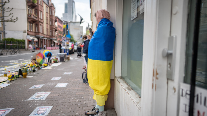 Немцы правильно встретили посла Украины в Германии: Фашисты, пошли вон!