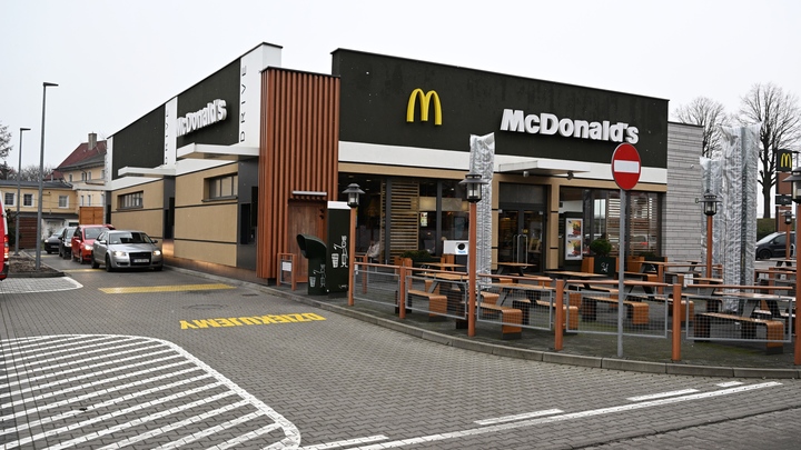 Обновлённое меню: В Казахстане начали работать 21 из 24 бывших ресторанов McDonald's