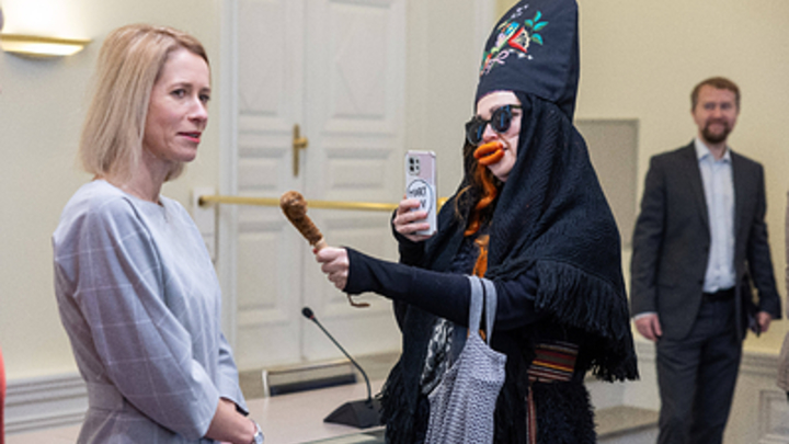 Эстония останется без правительства. Глава страны готовится бежать