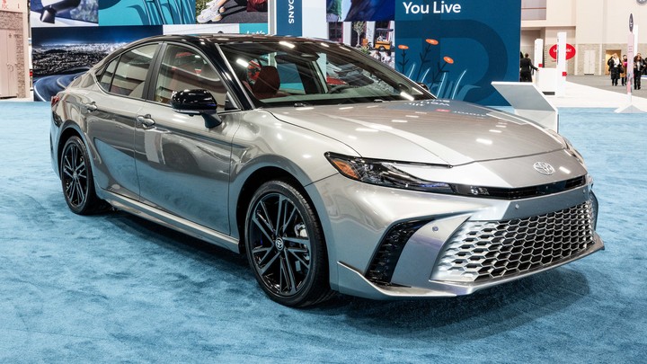 Toyota отзывает из России почти четыре тысячи автомобилей