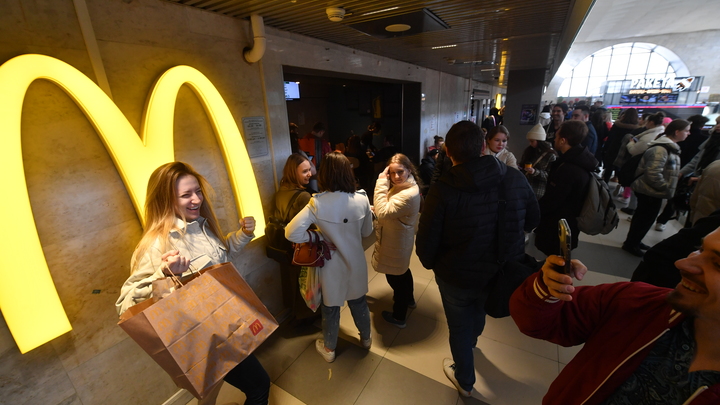 Вывески McDonald’s начали убирать в Нижнем Новгороде