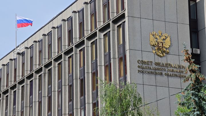 Где шаги в защиту семьи? Битва за будущее России развернулась в коридорах власти