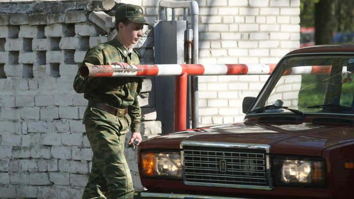 Обстрел пропускного пункта под Курском 23 апреля 2022: губернатор сделал заявления