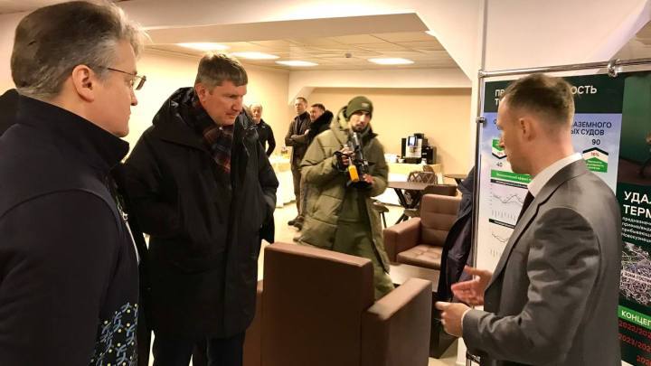 Министр экономразвития России проверил строительство важного здания в Кузбассе