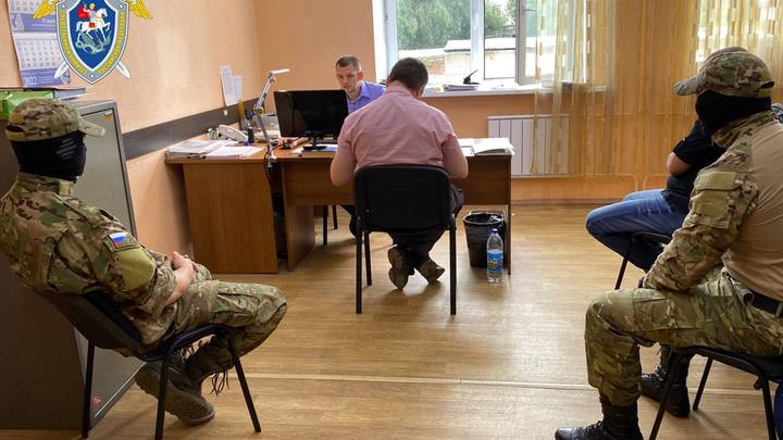 Двухкомнатная камера вместо квартиры: полицейских из Забайкалья поместили в СИЗО