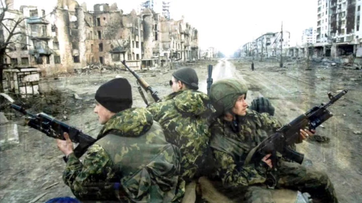 От Дзержинска до Славянска: Русские идут. Наступление в полный рост. ВСУ ждут неприятные сюрпризы