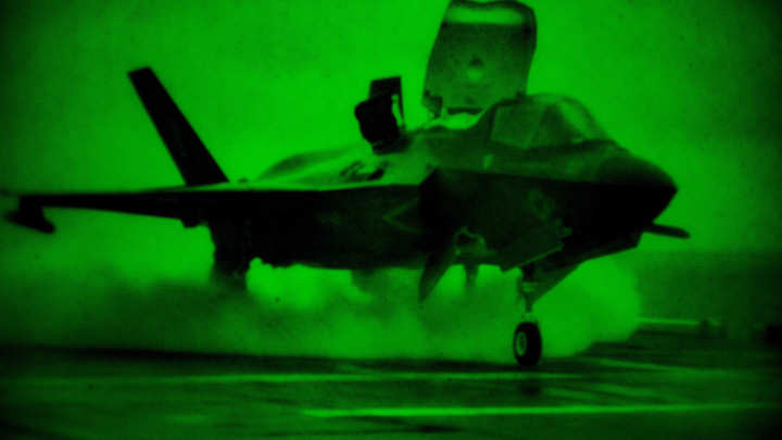 США в панике: Эмираты научат Россию сбивать американские F-35 - эксперт