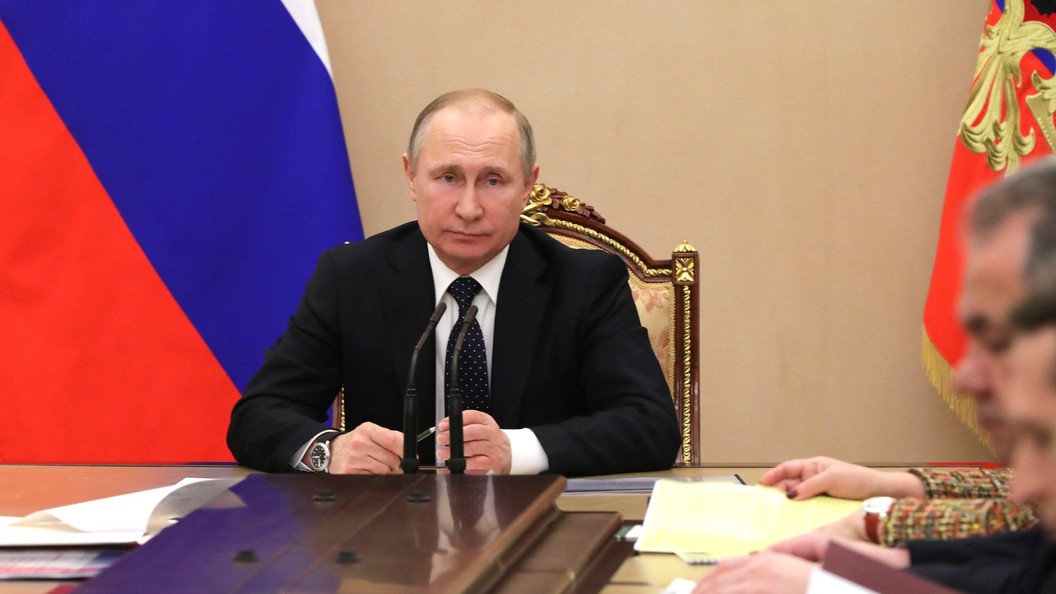 Улыбки недостаточно: Путин отклонил идею оценивать работу властей по улыбчивости граждан Улыбки недостаточно: Путин отклонил идею оценивать работу властей по улыбчивости граждан