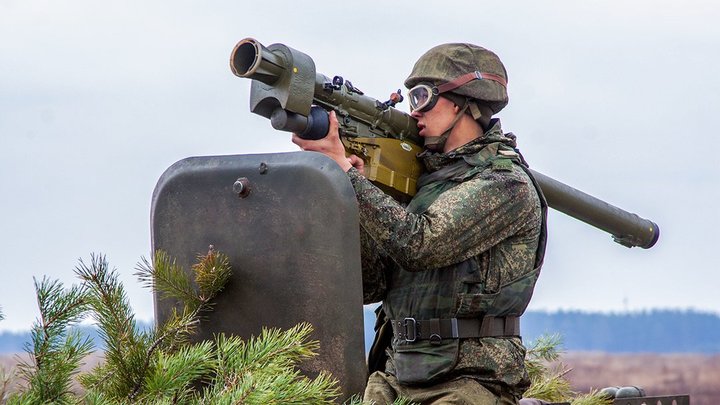 На сторону России перешел боец ВСУ с полным автомобилем ПЗРК Игла