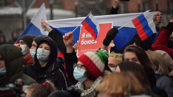 Я с удовольствием продамся Америке: США предсказали разорение после расценок навальнят