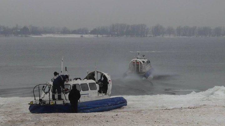 Самарцы сообщают в соцсетях о происшествии с судном на воздушной подушке