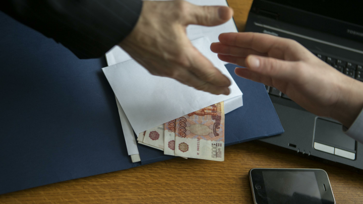 В Поморье железнодорожников осудили за сговор с коммерсантами и взятки В Поморье железнодорожников осудили за сговор с коммерсантами и взятки