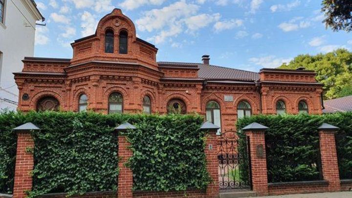 Историю - за 350 млн рублей: в Краснодаре выставили на продажу дом присяжного поверенного Ялового