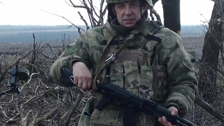 Всегда остаётся воином: 54-летний генерал из Сибири уехал на СВО сержантом-добровольцем