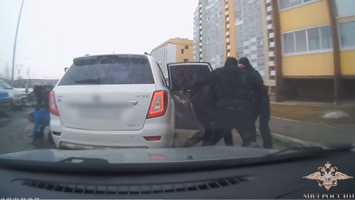 Мигрант основал в Челябинске наркосеть: в ОПГ состояли 29 участников
