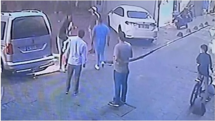 В Стамбуле четверо неизвестных зарезали русского туриста при попытке забрать телефон