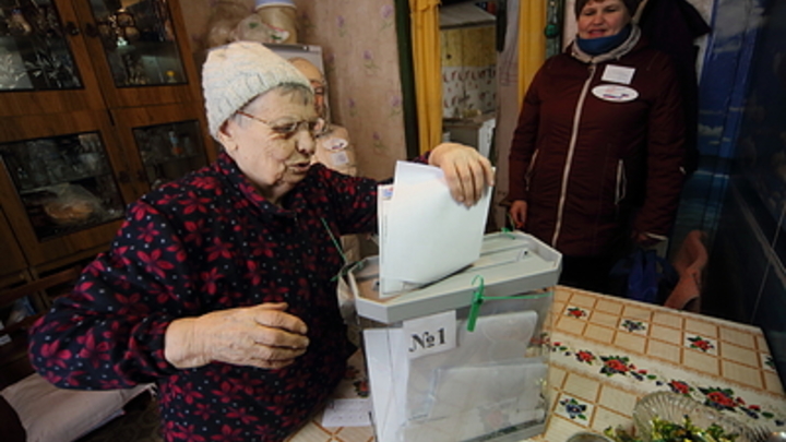 Русские женщины щёлкнули по носу киевский режим. Звон стоит по всей Европе