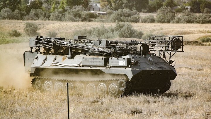 Отступающие украинские боевики заминировали химзавод Заря десятками тонн взрывчатки