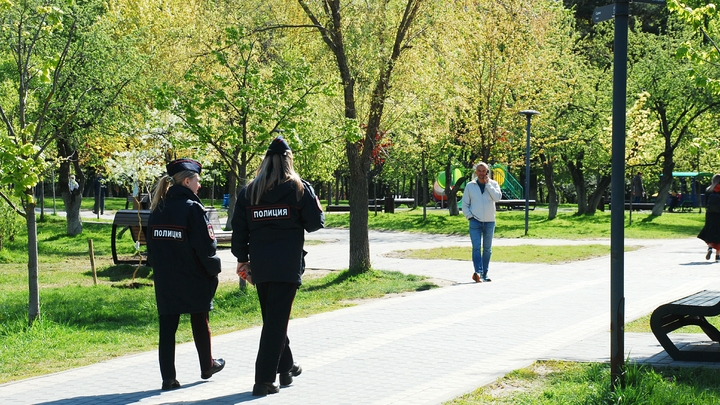 На Урале студентов полицейской академии поймали за оборудованием тайников