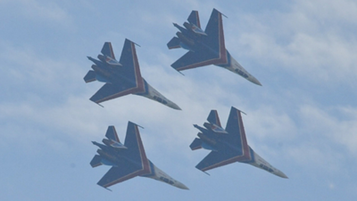 Стычка в воздухе: Киев занёс авиакулак - русский ас на Су-35 мгновенно поставил врага в тупик