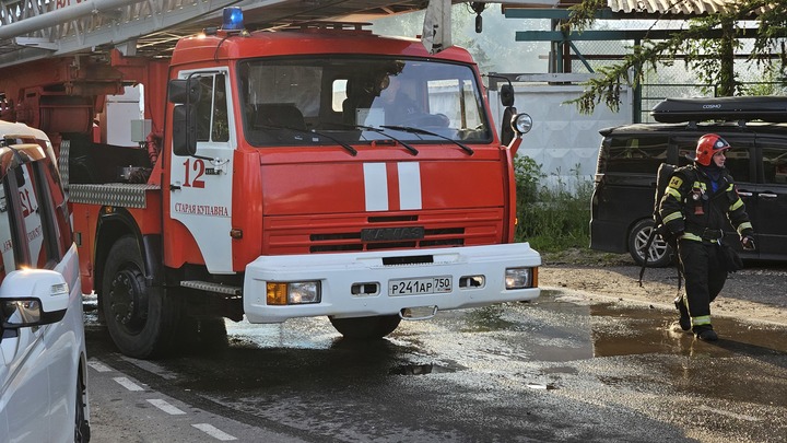 Открыл глаза - и услышал сильный треск: Загородная поездка компании школьников закончилась трагедией. Домой вернулись не все