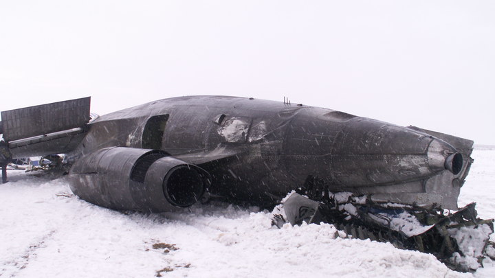 Родственники уже рыли для нас могилу: Выжившая в авиакатастрофе три дня пролежала среди мертвецов